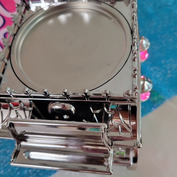 Bath and Body HALLOWEEN CARRIAGE LIGHT UP GLITTER GLOBE Candle Holder  NEW - Picture 4 of 6